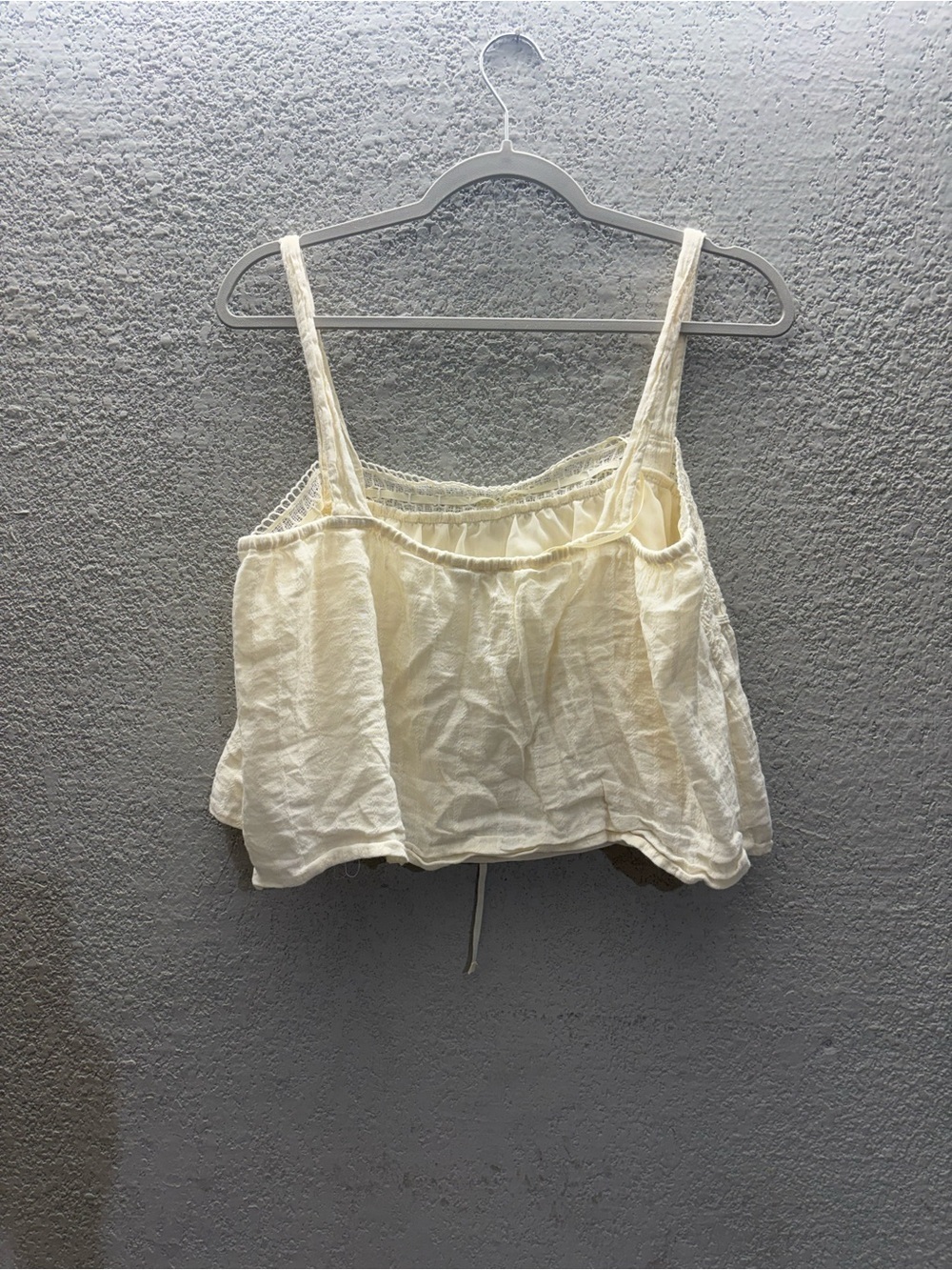 American Eagle Outfitters Cream Lace-Trim Cropped Cami - Picture 4 of 6